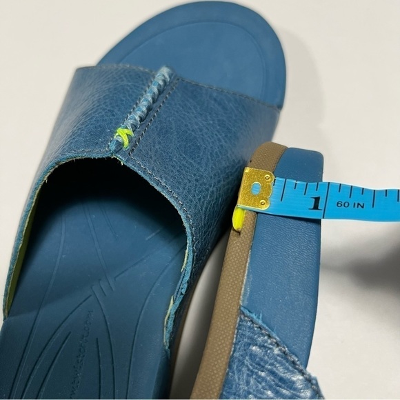 🆕 Twisted X Women's Red Buckle Sandals Slide in Ocean Blue - Picture 12 of 12